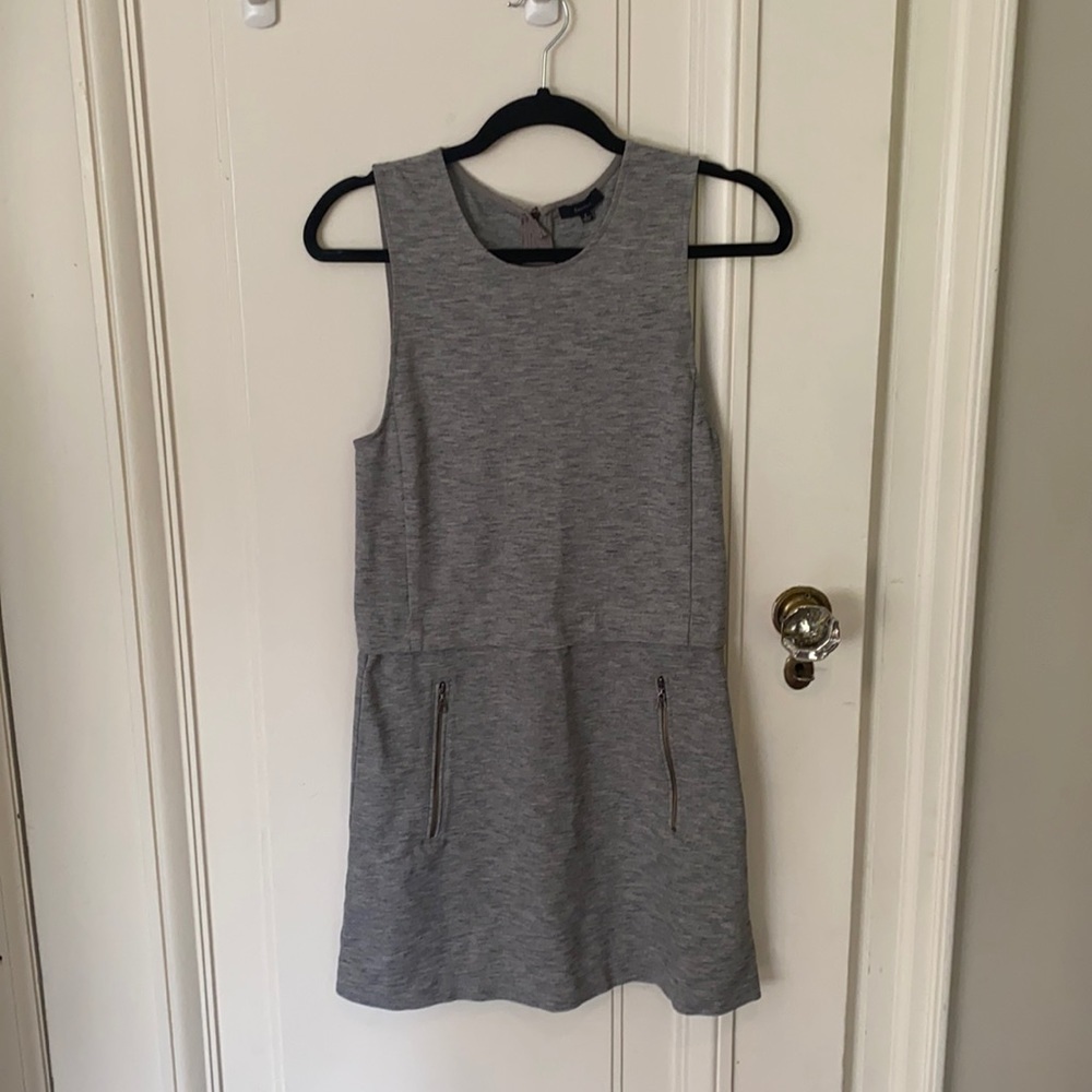 Aritzia Talula Grey Dress Round Neckline Short Sleeve Sleeveless Dress Soft
